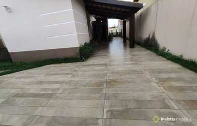 Imagem: A casa em condomínio possui 3 Dormitórios, 3 Banheiros, 4