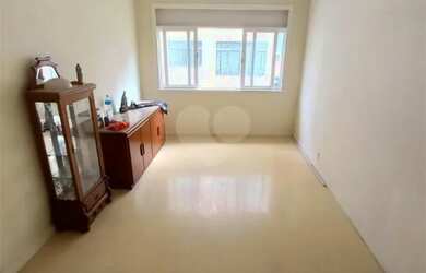 Imagem: O apartamento possui 3 Dormitórios, 2 Banheiros, 1 Vaga na