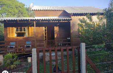 Imagem: A chácara possui 8.000m² de Área e está localizado em Canudos