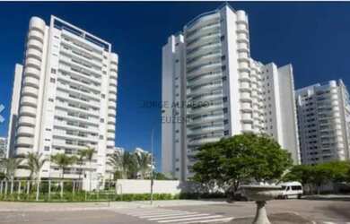 Imagem: O apartamento na cobertura possui 4 Dormitórios, 1 Banheiro