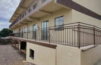 Imagem: A kitnet possui 1 Dormitório, 1 Banheiro, 1 Vaga na garagem