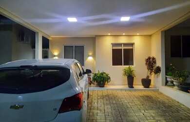 Imagem: A casa em condomínio possui 3 Dormitórios, 2 Banheiros, 2