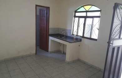 Imagem 3: Aluga-se casa. 