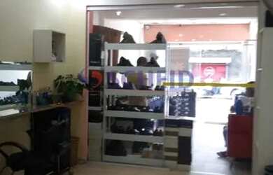 Imagem: O depósito possui 97m² de Área e está localizado em Santo