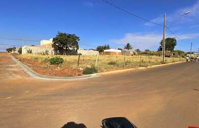 Imagem: O terreno possui 300m² de Área e está localizado em Aclimação