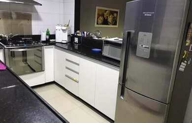 Imagem 7: Casa 03 qtos sendo 01 suíte closet 02 vgs de garagem em N.I RJ. Ac carta