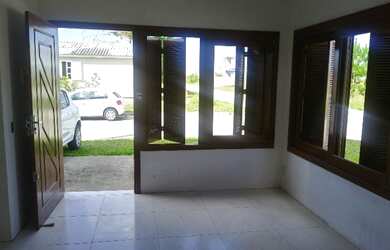 Imagem 8: Sobrados geminados na praia