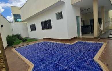 Imagem: A casa em condomínio possui 3 Dormitórios, 5 Banheiros, 4