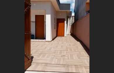 Imagem: Casa para venda possui 70 metros quadrados com 2 quartos em