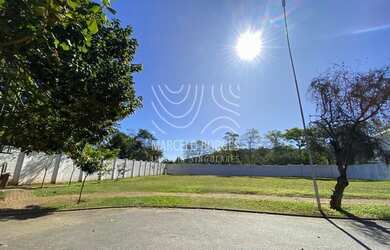 Imagem: O terreno possui 579m² de Área e está localizado em Alphaville