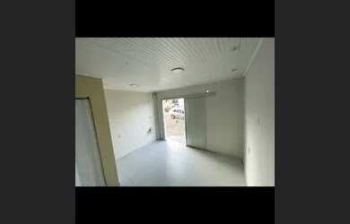 Imagem: O depósito possui 2 Vagas na garagem e está localizado em