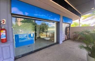 Imagem: O depósito à venda possui 1 Vaga na garagem, 93m² de Área