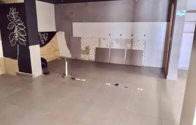 Imagem: O depósito possui 36m² de Área e está localizado em Cavaleiros