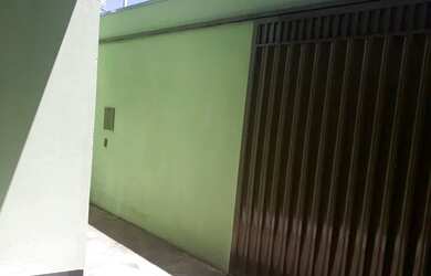 Imagem 2: Aluga-se uma casa. 1 Vaga na garageme2 Dormitórios