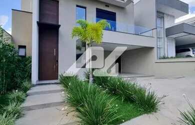 Imagem: A casa em condomínio possui 3 Dormitórios, 4 Banheiros, 4