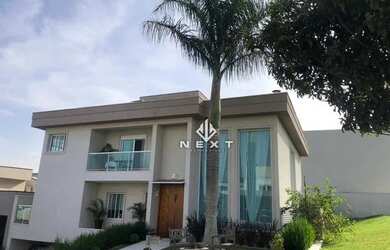 Imagem: A casa em condomínio possui 4 Dormitórios, 5 Banheiros, 5