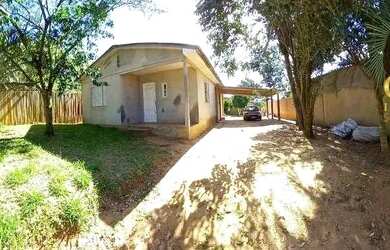 Imagem: A casa em condomínio possui 2 Dormitórios, 1 Banheiro, 2 Vagas