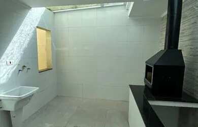 Imagem: A casa em condomínio possui 3 Dormitórios, 3 Banheiros, 3