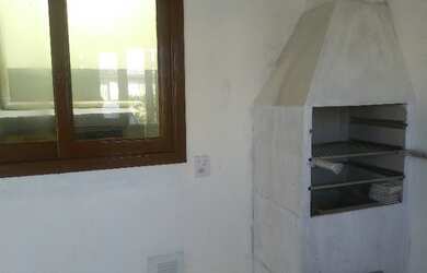 Imagem 10: Sobrados geminados na praia