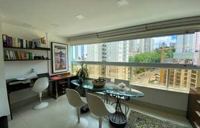 Imagem: O apartamento possui 4 Dormitórios, 5 Banheiros, 3 Vagas na