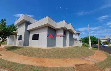 Imagem: A casa em condomínio possui 3 Dormitórios, 4 Banheiros, 2