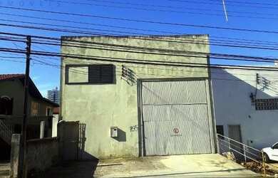 Imagem: O depósito possui 385m² de Área e está localizado em Barreiros