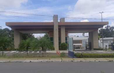 Imagem: O terreno e está localizado em Ponta Negra, Manaus à venda