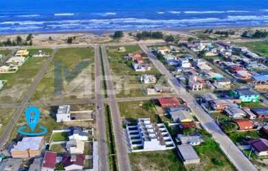 Imagem: O terreno está localizado em Balneário Gaivota, SC à venda