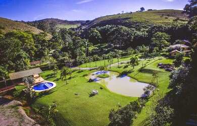 Imagem: A fazenda possui 250m² de Área e está localizado em Paraíba