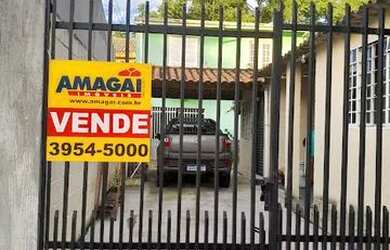 Imagem: A casa possui 4 Dormitórios, 4 Banheiros, 4 Vagas na garagem