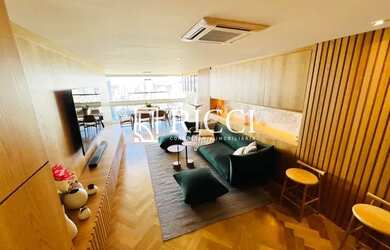 Imagem: O apartamento possui 1 Dormitório, 2 Banheiros, 1 Vaga na garagem