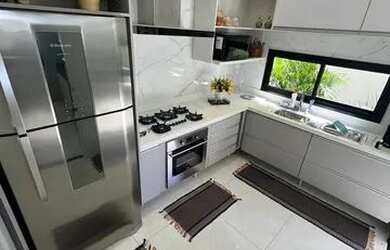 Imagem 2: Casa Belvedere 1. Piscina, Área de serviço, 317m² de Áreae4 Vagas...