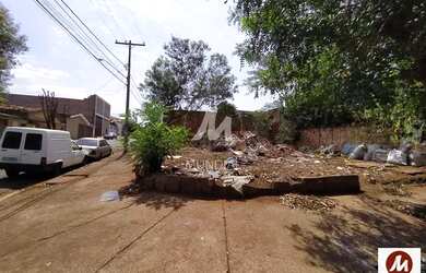 Imagem: O depósito possui 341m² de Área e está localizado em Vila