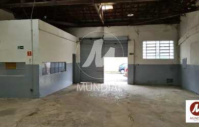 Imagem: O depósito possui 5 Vagas na garagem, 451m² de Área e está