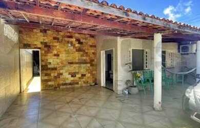 Imagem 2: Casa na Aruana com 3 quartos 1 suíte 2 banheiros