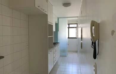 Imagem: O apartamento possui 3 Dormitórios, 2 Banheiros, 1 Vaga na