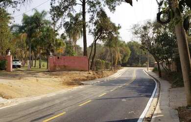 Imagem: O terreno possui 15.688m² de Área e está localizado em Chácaras