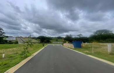 Imagem: O terreno possui 300m² de Área e está localizado em Jardim