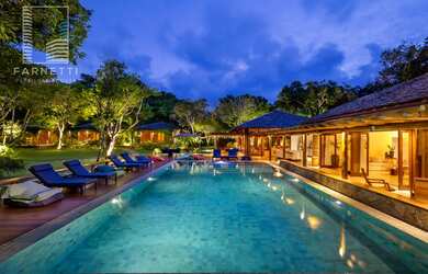 Imagem 5: CASA VIDEIRA. 1.300m² de Área, 5 Banheirose5 Dormitórios