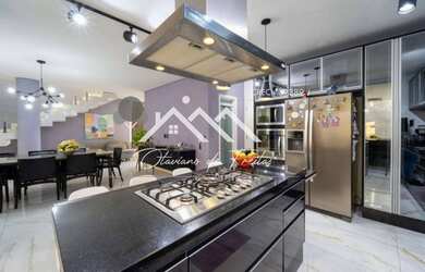 Imagem: A casa em condomínio possui 3 Dormitórios, 5 Banheiros, 5