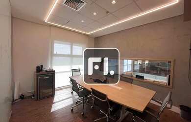 Imagem 7: Conjunto, 320m² - venda por R$ 5.099.000 ou aluguel por R$ 38.400/mês...