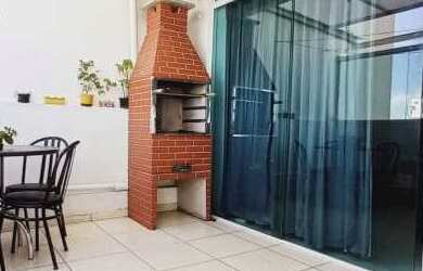 Imagem: O apartamento possui 3 Dormitórios, 1 Banheiro, 1 Vaga na garagem