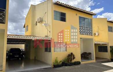 Imagem: A casa em condomínio possui 4 Dormitórios, 4 Banheiros, 155m²