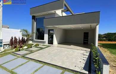 Imagem: A casa em condomínio possui 3 Dormitórios, 5 Banheiros, 4