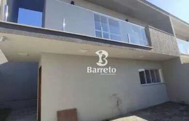 Imagem: A casa possui 3 Dormitórios, 3 Banheiros, 115m² de Área