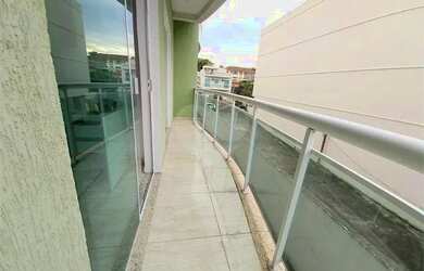 Imagem: A casa em condomínio possui 3 Dormitórios, 2 Banheiros, 2