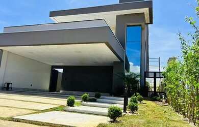 Imagem: A casa em condomínio possui 4 Dormitórios, 5 Banheiros, 4