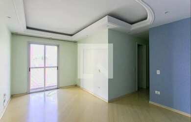 Imagem: O apartamento possui 3 Dormitórios, 1 Banheiro, 1 Vaga na garagem