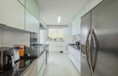 Imagem 14: Maravilhoso apto 207m², 4 dts, 4 vagas livres ao lado da Avenue São...