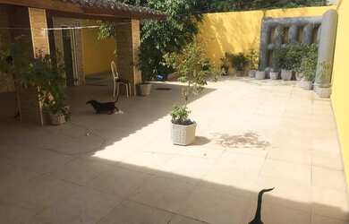 Imagem 4: Casa 03 qtos sendo 01 suíte closet 02 vgs de garagem em N.I RJ. Ac carta